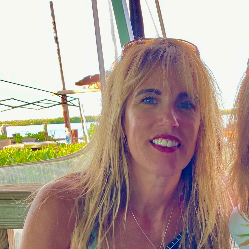 Meet your Posher, Brooke